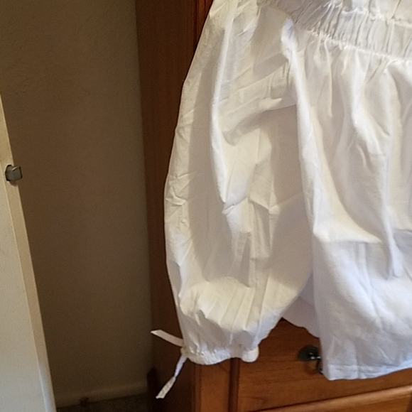 Banana Republic Suprima Cotton top - Picture 2 of 6